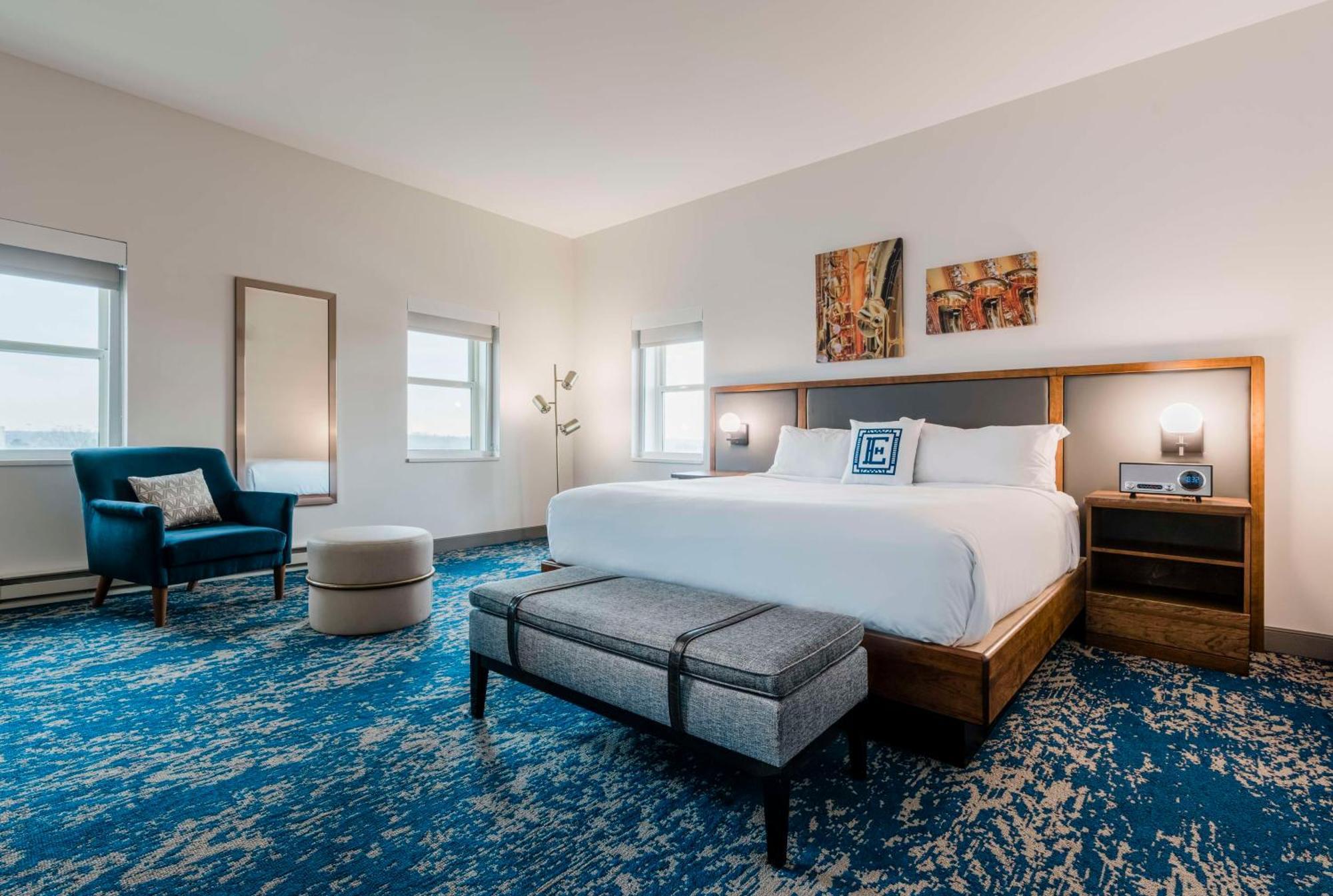 Hotel Elkhart, Tapestry Collection By Hilton Екстериор снимка