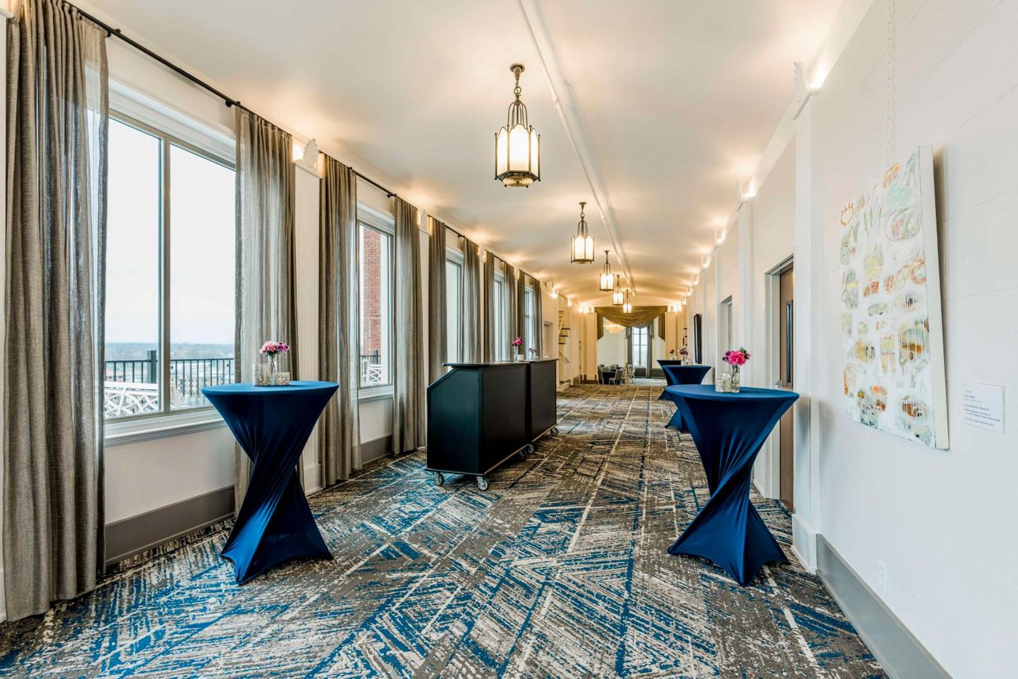 Hotel Elkhart, Tapestry Collection By Hilton Екстериор снимка